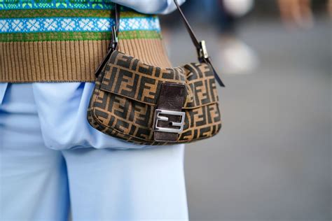 fendi bag baguette|Meer.